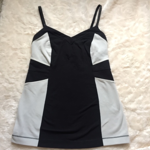 Lululemon Elongate Tank - Picture 3 of 8